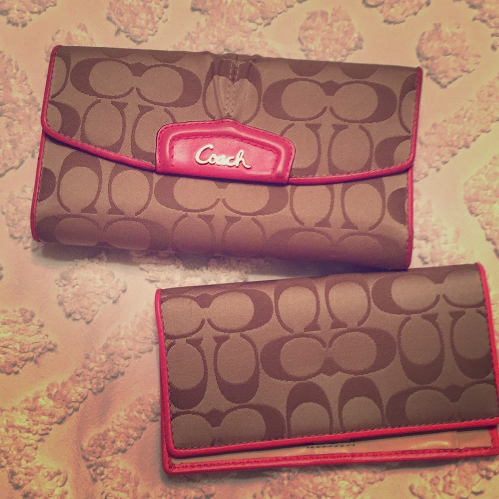 Coach wallet with matching check book cover